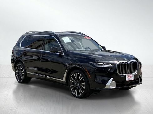 Used 2024 BMW X7 xDrive40i w/ Parking Assistance Package AWD/4WD image 12