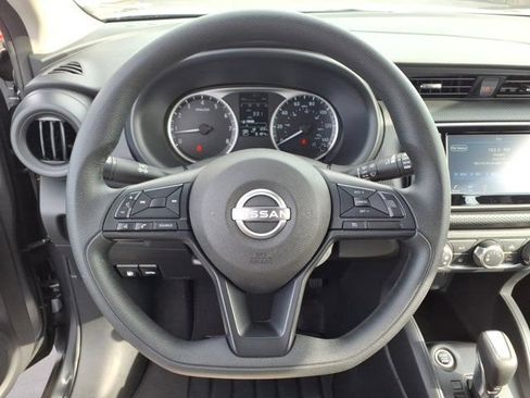 Used 2025 Nissan Kicks Play S FWD image 19