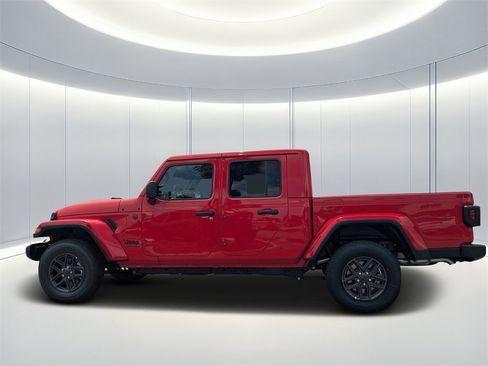 New 2025 Jeep Gladiator Sport image 7