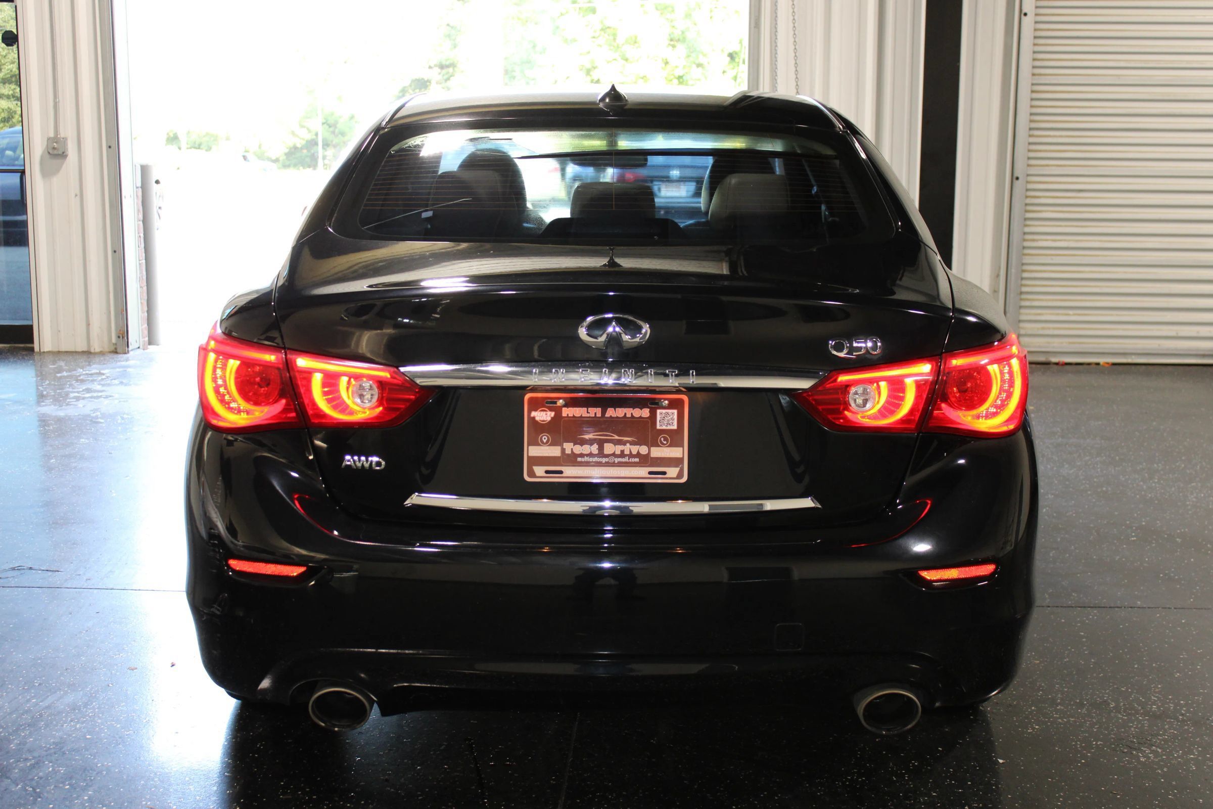 Used 2014 INFINITI Q50 Premium w/ Navigation Package AWD/4WD image 4