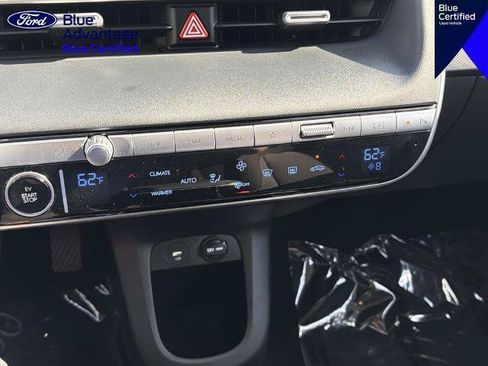 Used 2024 Hyundai Ioniq 5 SEL RWD image 25