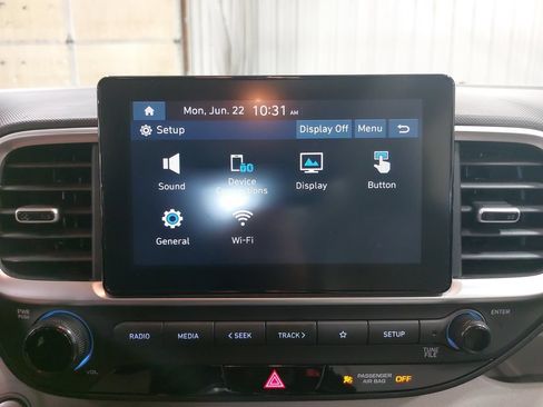 Certified 2024 Hyundai Venue SEL FWD image 21