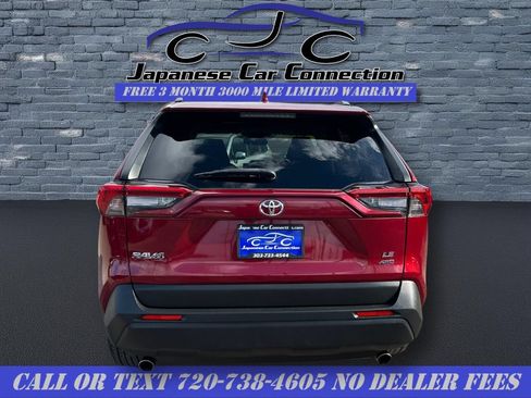 Used 2019 Toyota RAV4 LE w/ All Weather Liner Package AWD/4WD image 8