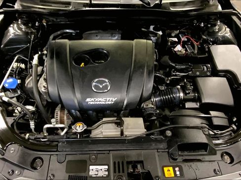 Used 2018 MAZDA MAZDA3 Touring image 31