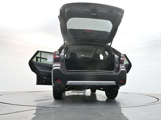Used 2025 Subaru Outback Limited AWD/4WD image 43