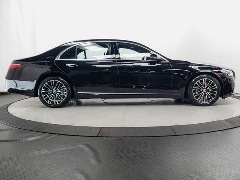 Certified 2024 Mercedes-Benz S 580 4MATIC Sedan image 38