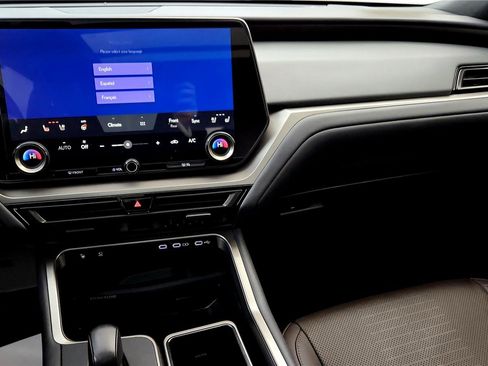 Used 2024 Lexus TX 350 AWD image 31