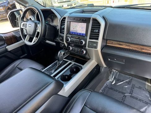 Used 2020 Ford F150 Lariat w/ Equipment Group 502A Luxury AWD/4WD image 20