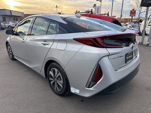 Used 2017 Toyota Prius Prime Plus image 3