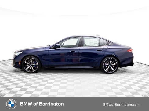 New 2026 BMW 540i xDrive w/ M Sport Package image 2