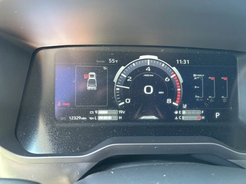 Used 2024 Toyota Tundra Limited image 12