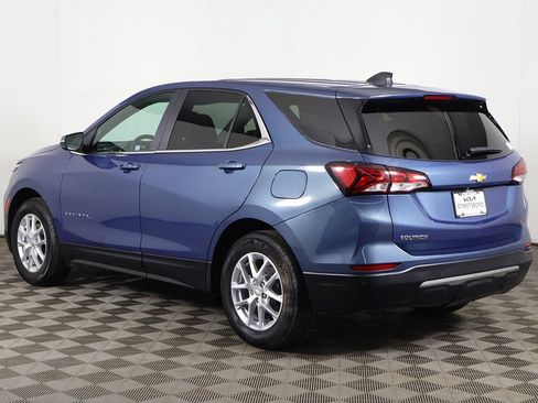 Used 2024 Chevrolet Equinox LT FWD image 9