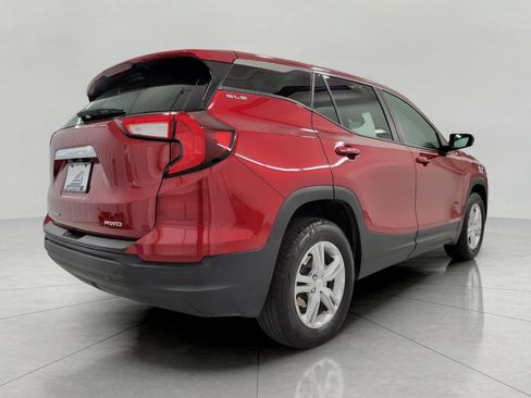 Used 2024 GMC Terrain SLE image 19