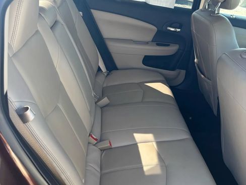 Used 2012 Chrysler 200 Limited FWD image 19