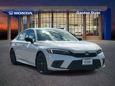 Certified 2023 Honda Civic Sport image 2