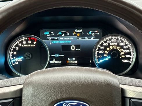 Used 2019 Ford F150 Limited image 17