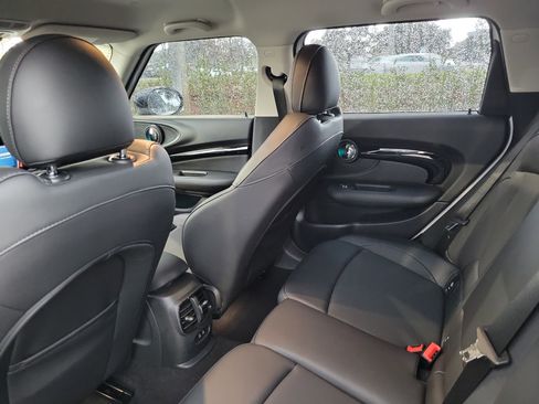 Used 2023 MINI Cooper Clubman S FWD image 13