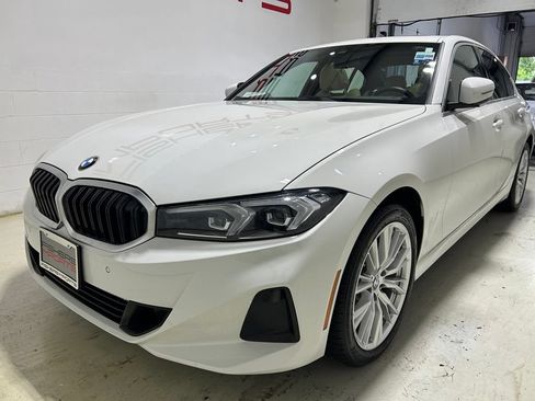 Used 2024 BMW 330i xDrive Sedan w/ Convenience Package AWD/4WD image 2