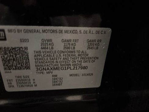 Used 2023 Chevrolet Equinox RS w/ LPO, Floor Liner Package FWD image 11