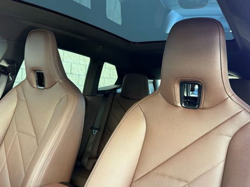 Used 2026 BMW iX xDrive60 image 22