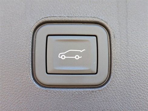 New 2026 Cadillac Lyriq V image 13