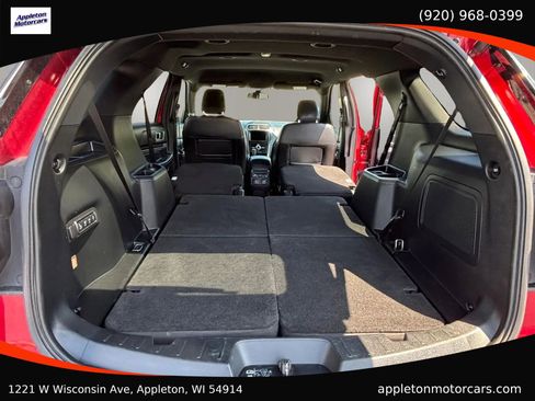 Used 2019 Ford Explorer Limited w/ Equipment Group 301A AWD/4WD image 22