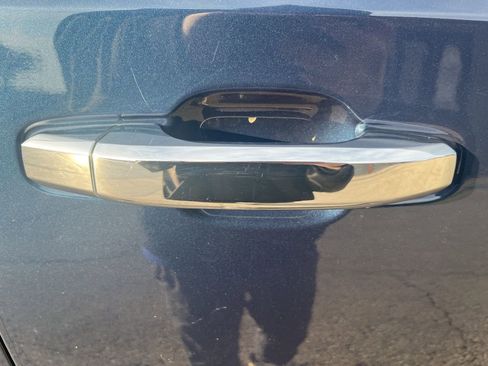 Used 2022 Chevrolet Silverado 1500 LTZ w/ LTZ Premium Package image 50