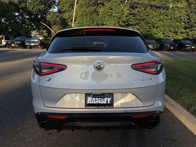 Used 2025 Alfa Romeo Stelvio Sprint AWD/4WD image 26