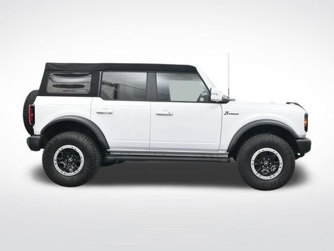 Used 2024 Ford Bronco Outer Banks w/ Sasquatch Package AWD/4WD image 4