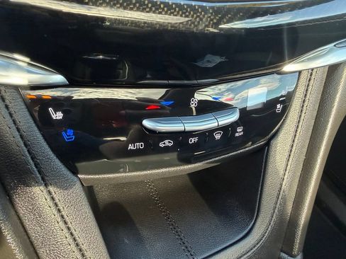 Used 2023 Cadillac XT6 Sport AWD/4WD image 26