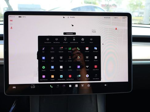 Used 2022 Tesla Model Y Long Range AWD/4WD image 53