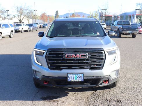 Used 2024 GMC Acadia AT4 w/ Luxury Package image 2