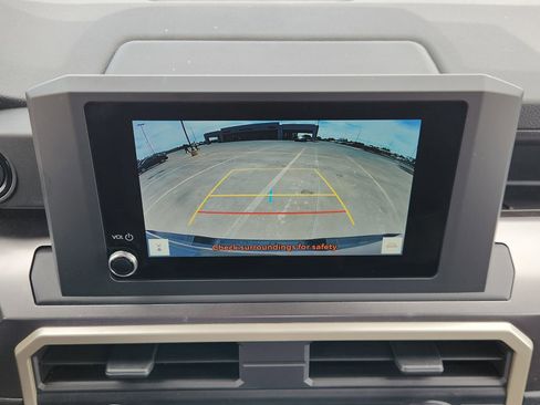 Used 2025 Toyota Tacoma SR5 image 21