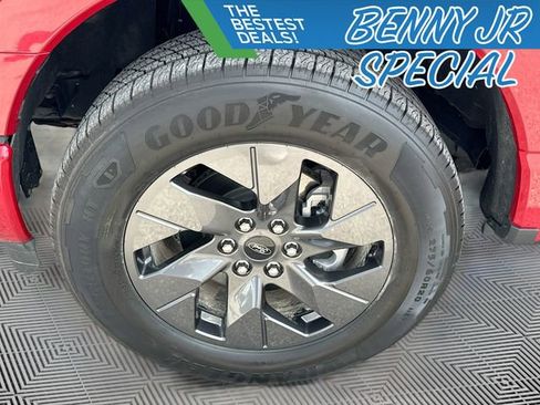 Used 2025 Ford F150 Lightning Flash image 30