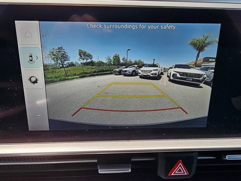 Used 2024 Hyundai Ioniq 6 SE RWD image 31