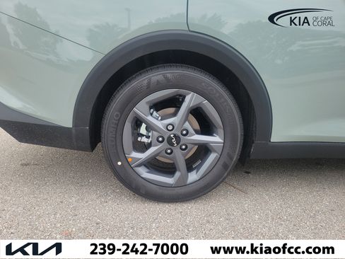 New 2026 Kia K4 FWD image 9