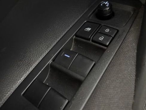 Used 2024 Toyota Corolla LE image 31