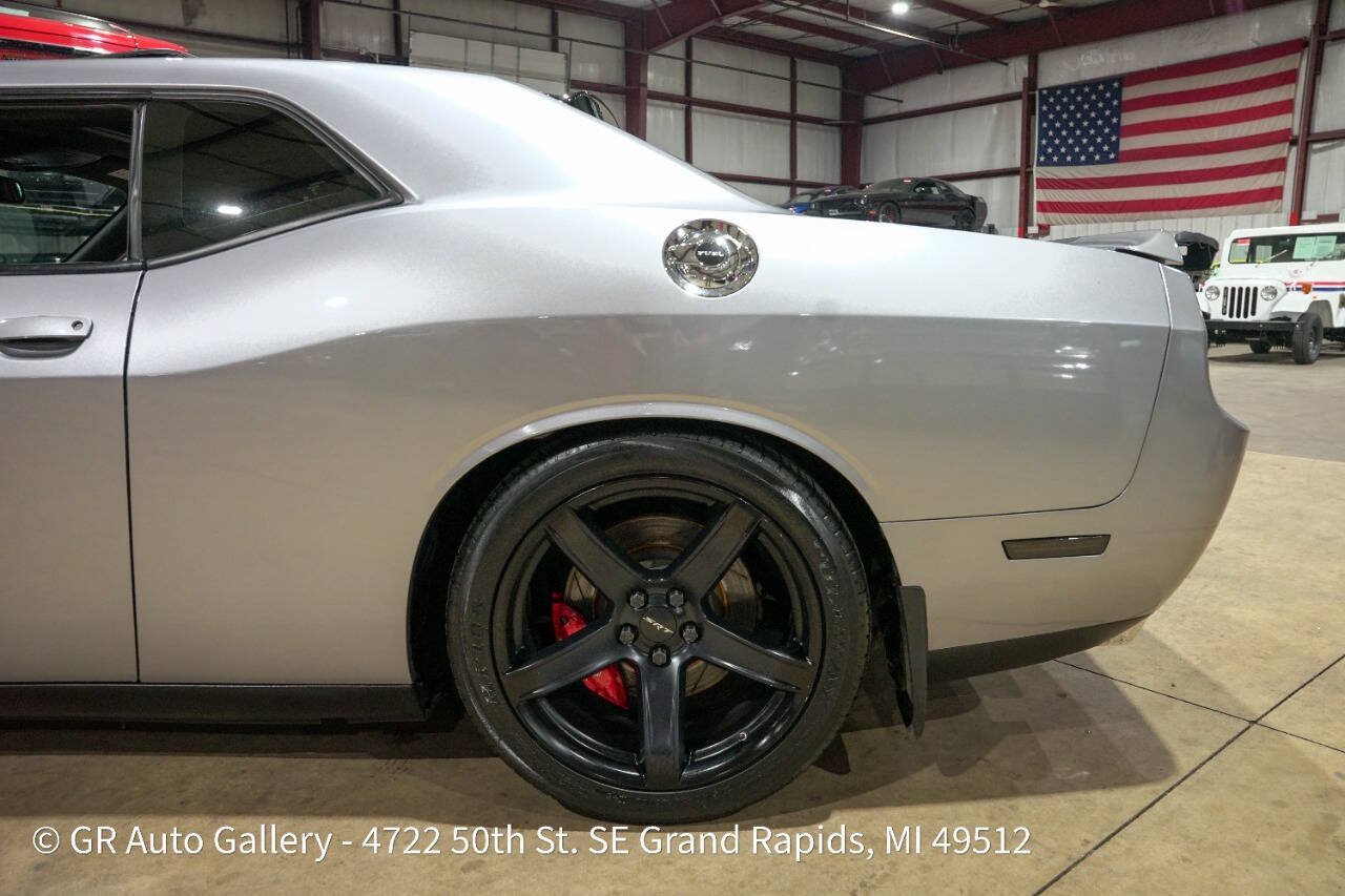 Used 2013 Dodge Challenger SRT8 w/ Harman Kardon Audio Group RWD image 5