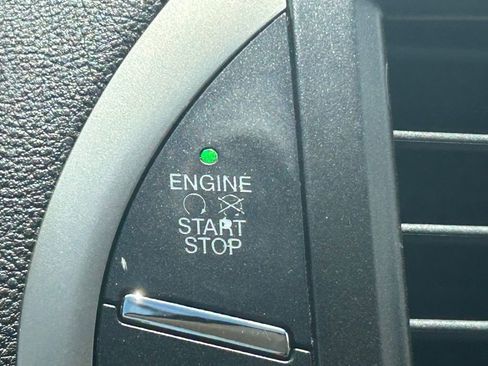 Used 2019 Lincoln MKC Select w/ Select Plus Package image 49