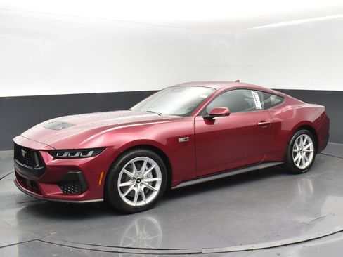 Used 2025 Ford Mustang GT Premium image 1