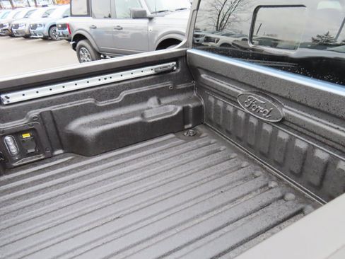 New 2025 Ford Maverick Lariat image 7