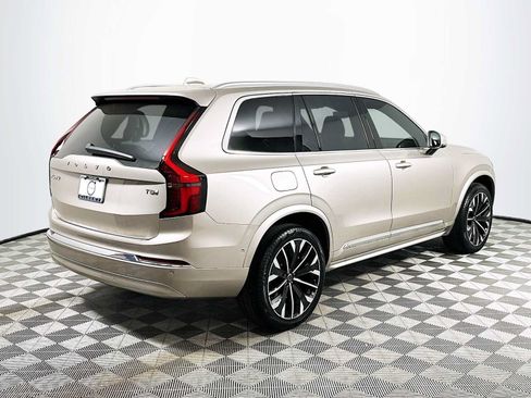 New 2026 Volvo XC90 T8 Plus w/ Protection Package Premier AWD/4WD image 7