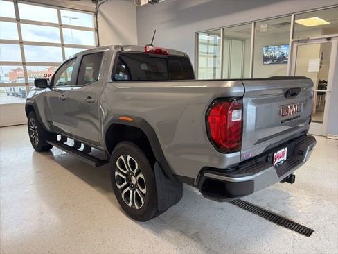 Used 2024 GMC Canyon AT4 AWD/4WD image 5