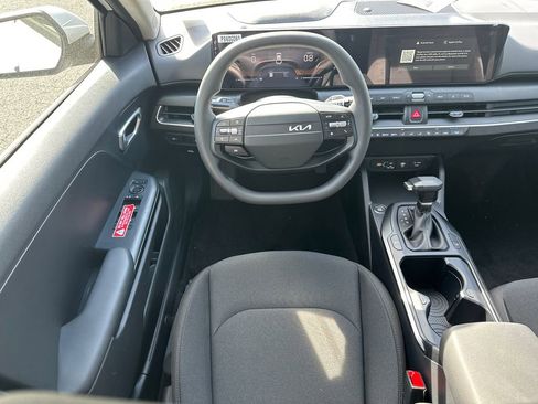 New 2026 Kia K4 LXS image 23