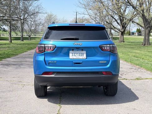 Used 2022 Jeep Compass Latitude AWD/4WD image 33