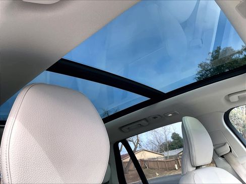 Used 2023 Volvo XC90 T8 Plus w/ Protection Package Premier image 25