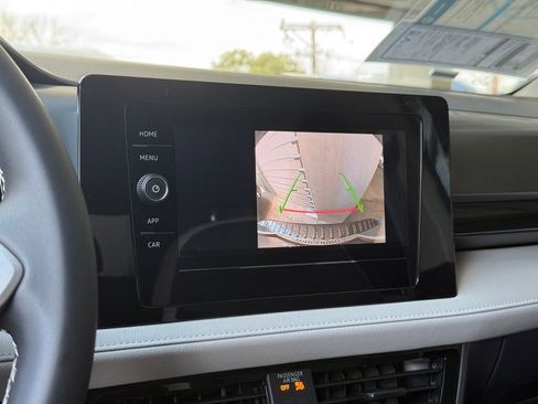 New 2026 Volkswagen Taos S image 21