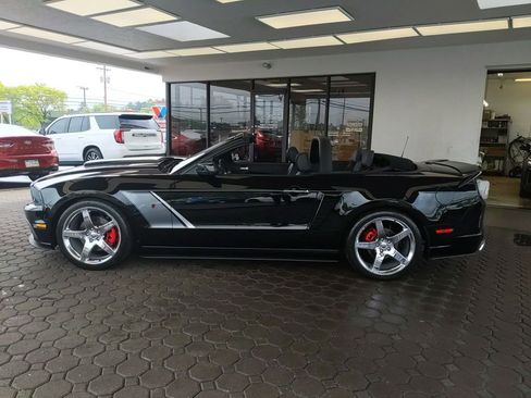 Used 2014 Ford Mustang GT Premium w/ Electronics Package RWD image 17
