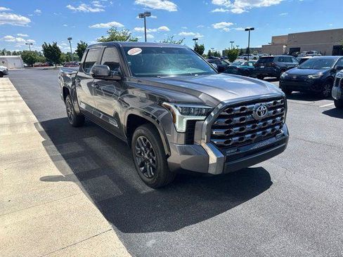 Certified 2025 Toyota Tundra Platinum AWD/4WD image 4
