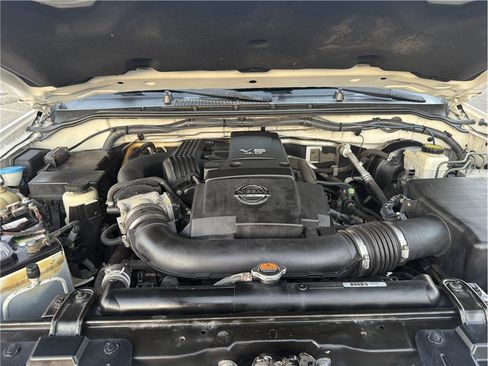 Used 2012 Nissan Frontier SV image 13